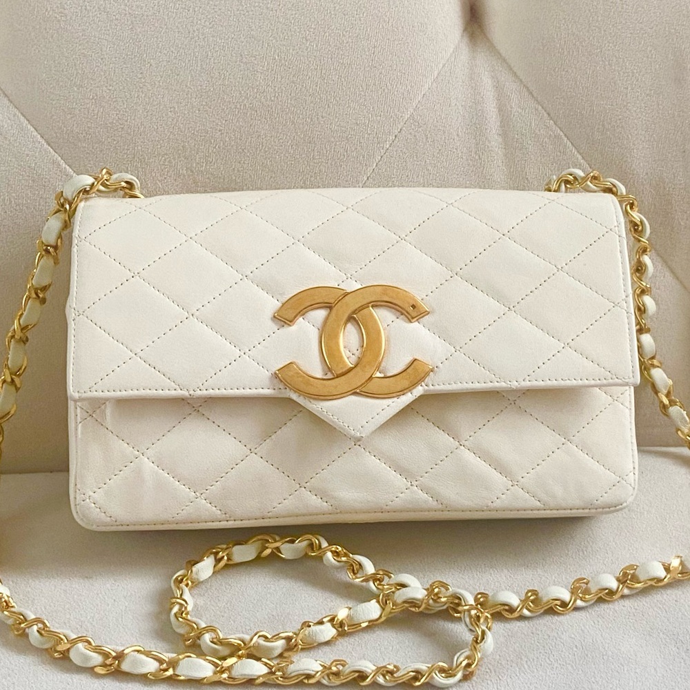 Chanel Vintage Quilted Lambskin XL CC 24k Gold Plated hardware Flap Bag - Picture 2 of 10